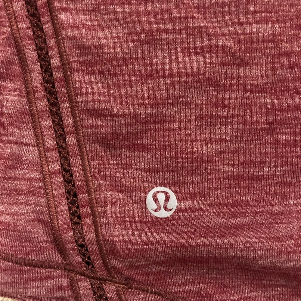 Lululemon Lost In Pace Short Sleeve Sleeve T-Shirt Size 10 - Picture 9 of 11